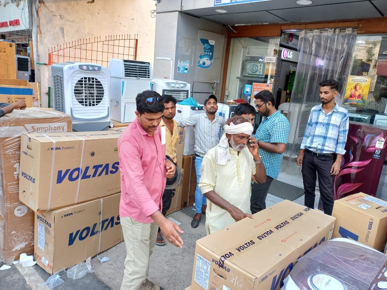 भीषण गर्मी के कारण मुजफ्फरपुर में बढ़ी एसी की डिमांड, 20 दिन में बिके पांच करोड़ से अधिक के एसी