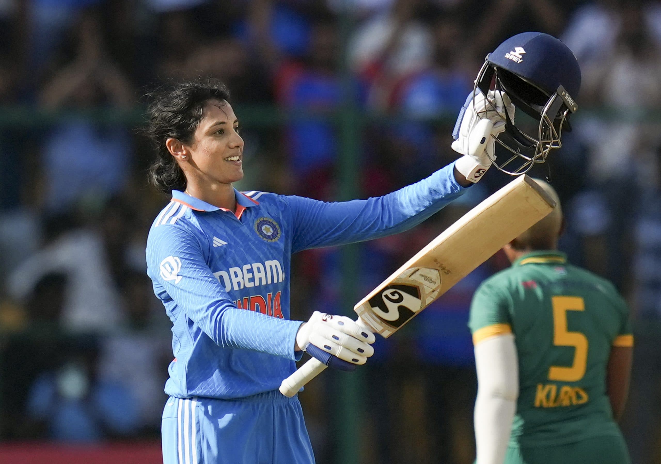 INDW vs SAW: भारत ने दक्षिण अफ्रीका को 143 रनों से रौंदा, स्मृति मंधाना ने जड़ा शतक
