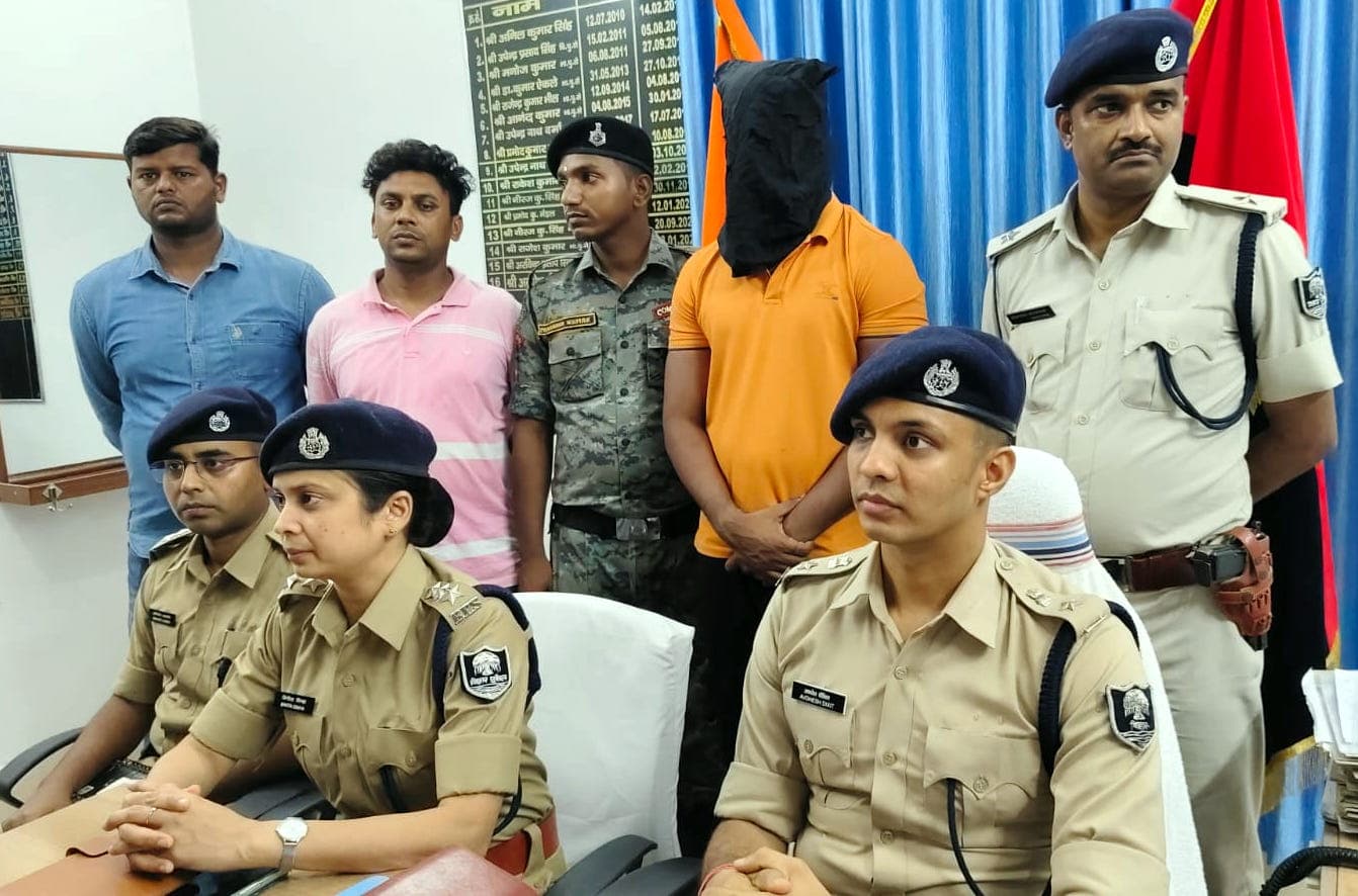 मुजफ्फरपुर यौन शोषण कांड: टारगेट पूरा नहीं करने पर सीनियर करते हैं मारपीट, पूछताछ में मास्टरमाइंड ने खोले कई राज