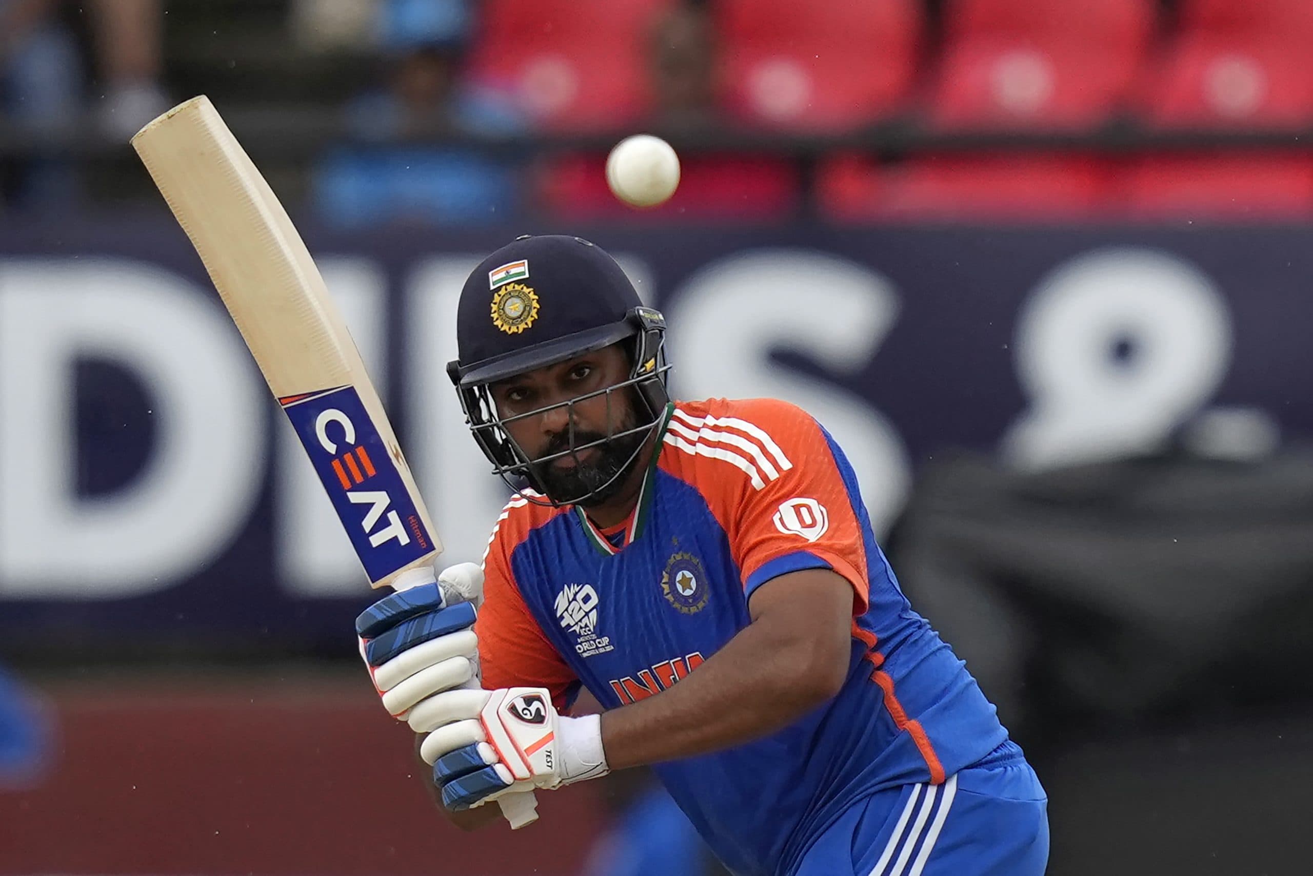 IND vs ENG: रोहित शर्मा ने हासिल की बड़ी उपलब्धि, कप्तान के रूप में बनाए 5000 रन