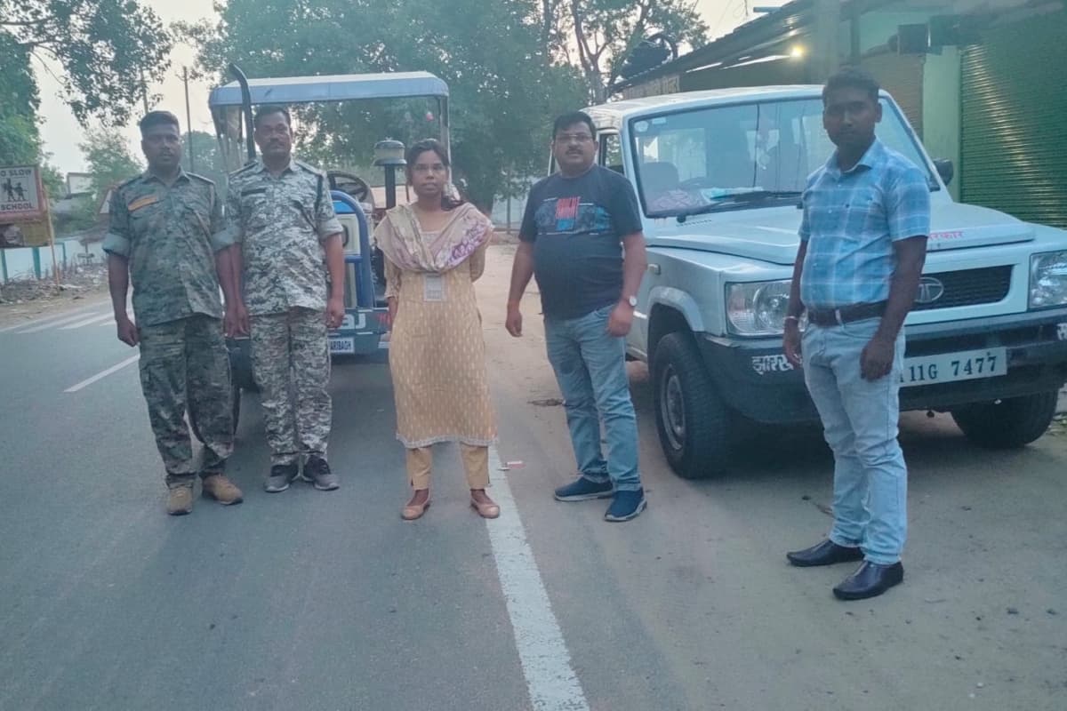 गिरिडीह : अवैध बालू तस्करी के खिलाफ जिला टास्क फोर्स की कार्रवाई, 25 ट्रैक्टर जब्त