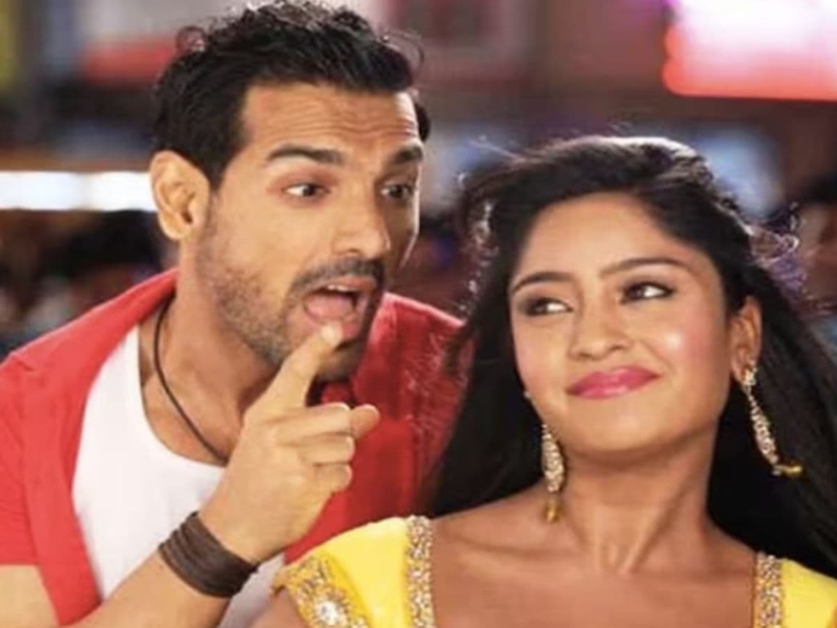 इस भोजपुरी एक्ट्रेस के साथ नजर आए जॉन अब्राहम, गाना हुआ सुपरहिट, देंखे VIDEO