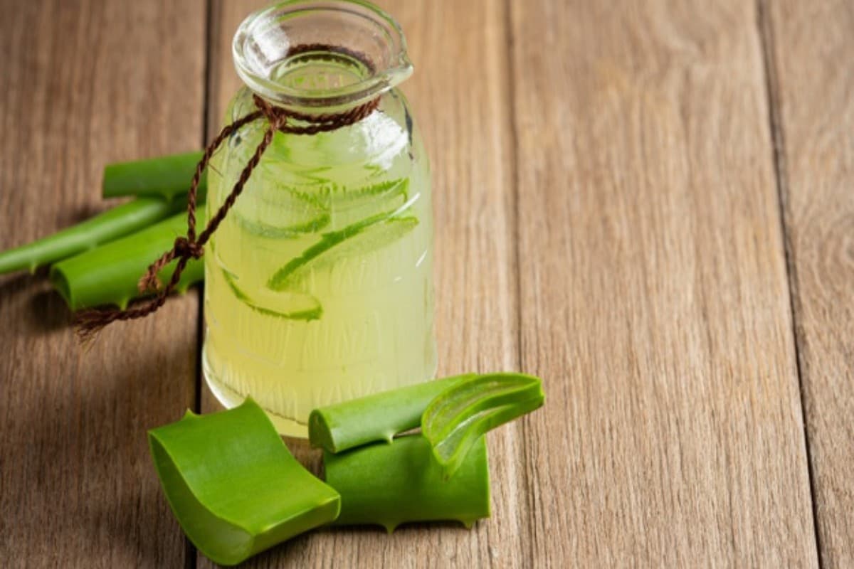 Aloe Vera Juice: एलोवेरा का जूस पीने के 4 लाभ