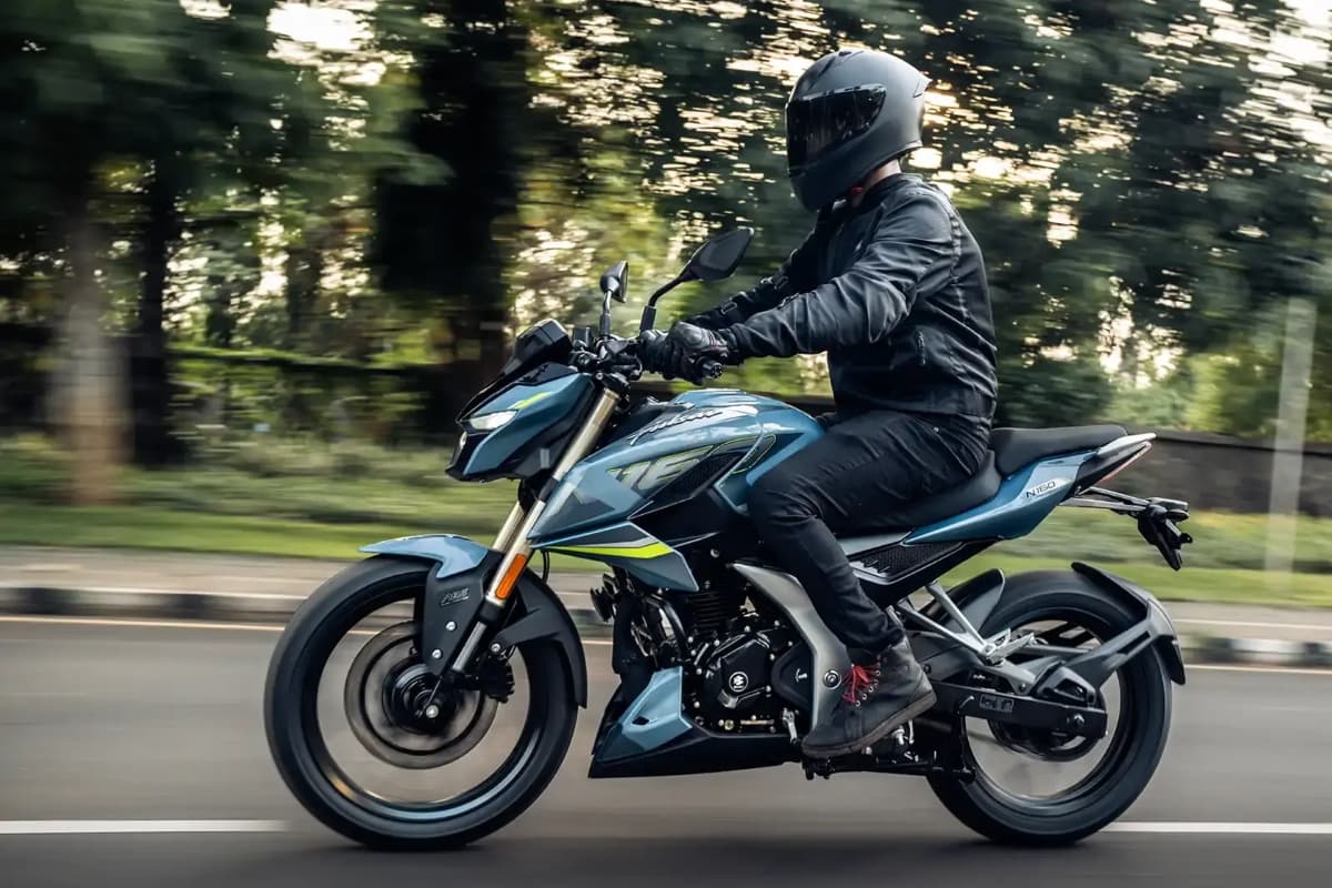 2024 BAJAJ PULSAR N160 वैरिएंट की एंट्री, पल्सर 125, 150 और 220F को भी मिले नए अपडेट