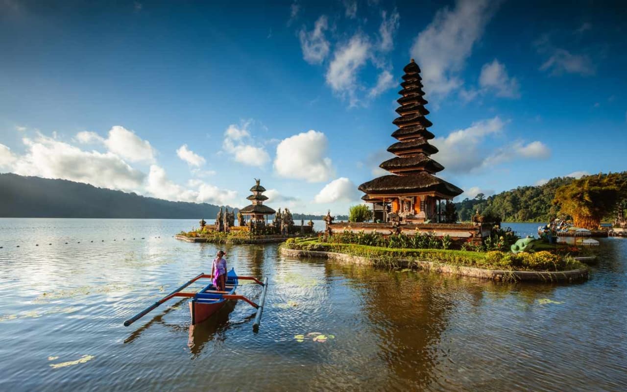 Places to visit in Bali: पार्टनर के साथ बाली जाने का कर रहें हैं प्लान, तो इन जगहों को जरूर करें विजिट