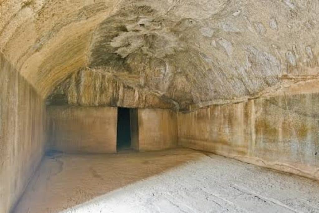 Barabar caves