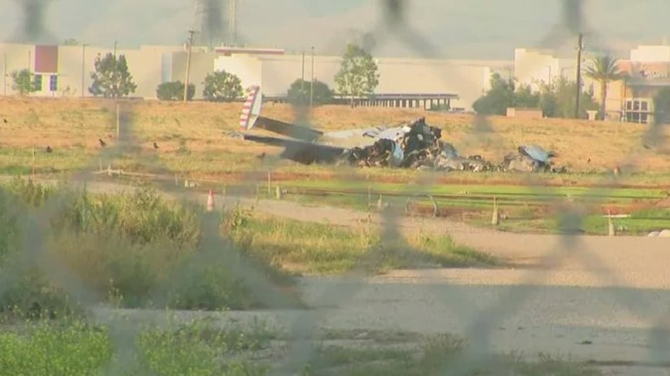 Plane Crash: दक्षिण कैलिफोर्निया में 'फादर्स डे' समारोह के दौरान विमान दुर्घटना, दो लोगों की मौत