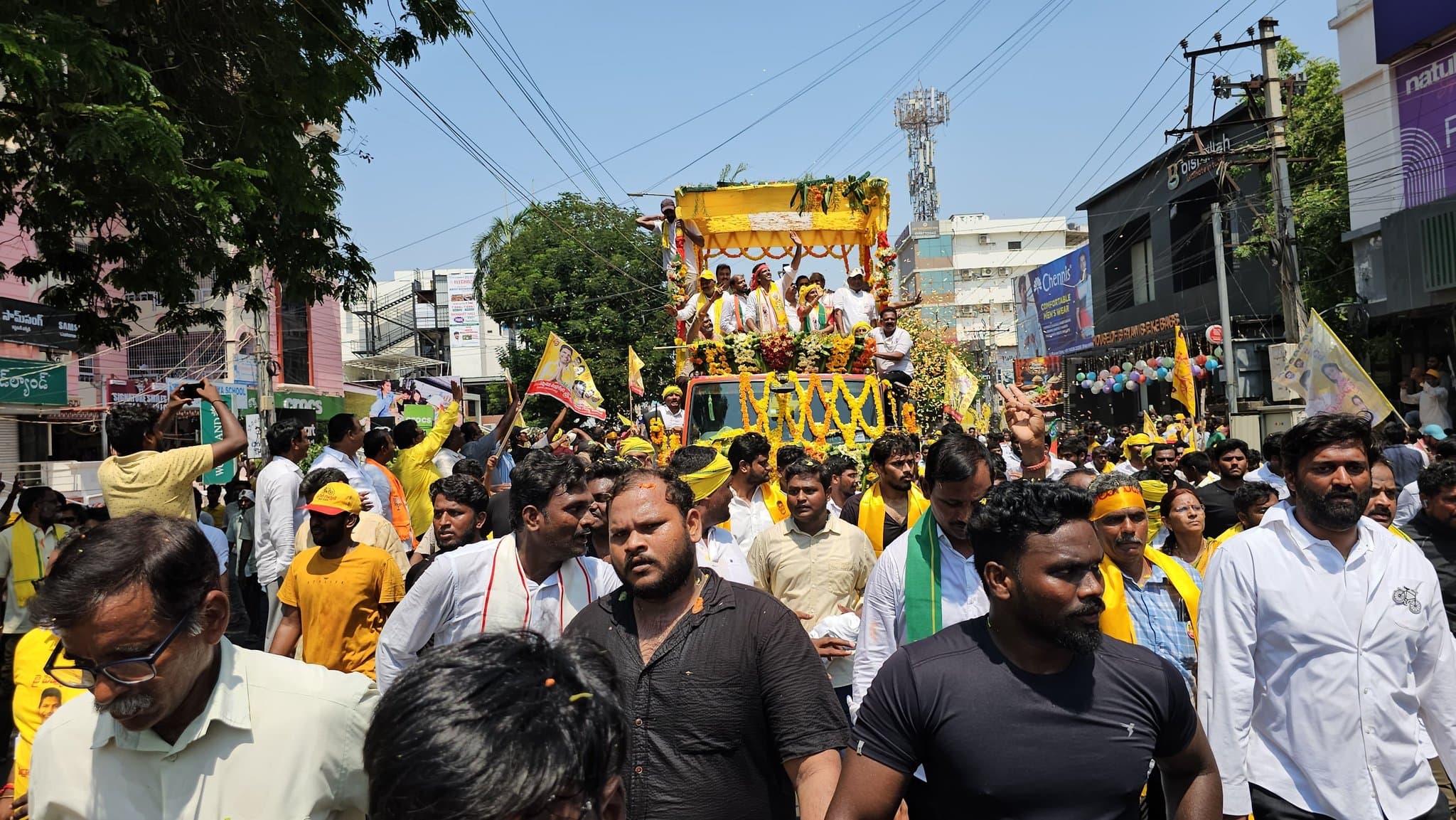Chandrasekhar Pemmasani: प्रसिद्ध डॉक्टर से राजनेता तक, कुछ ऐसा रहा है चंद्रशेखर का राजनीतिक सफर