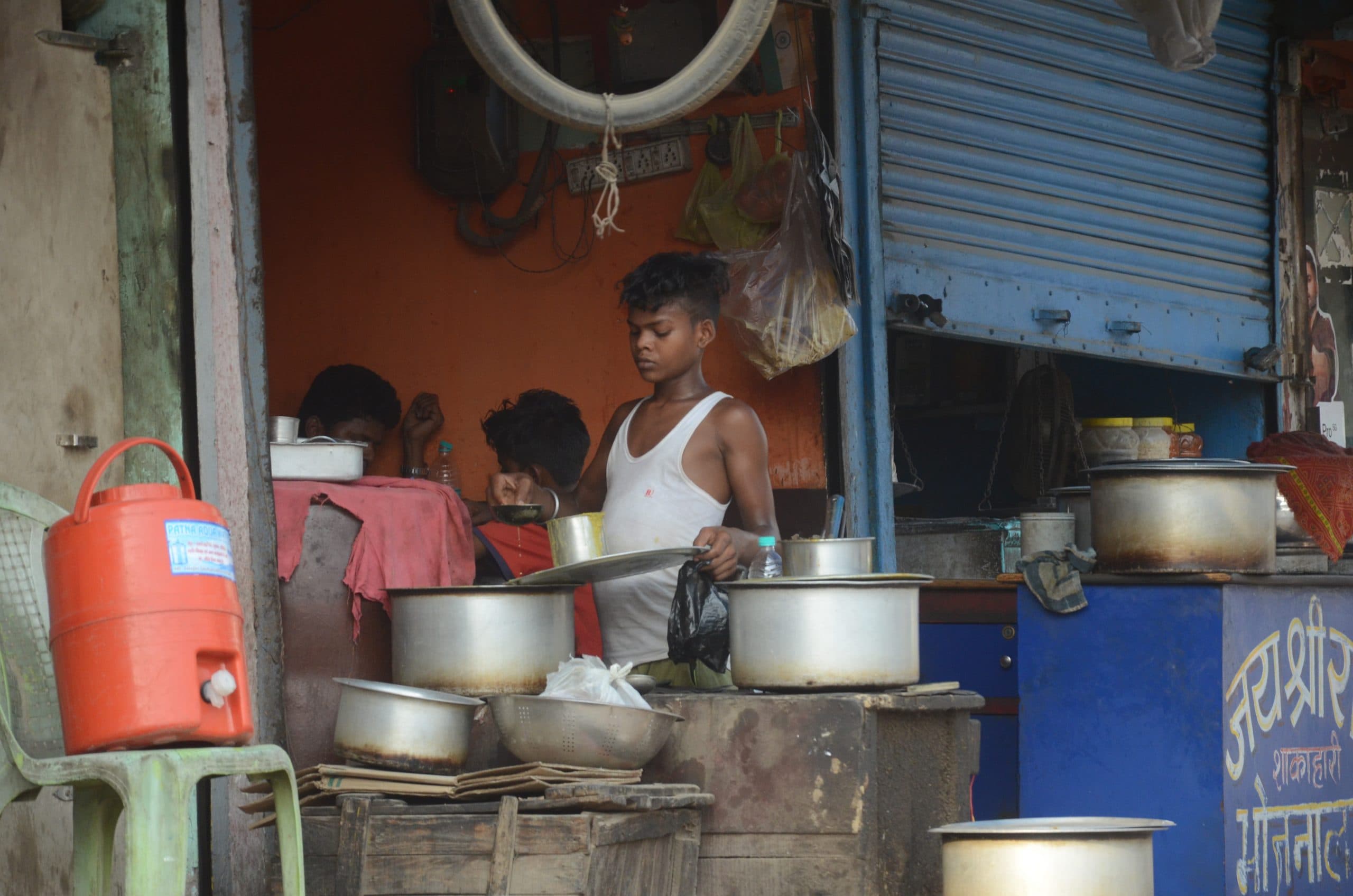 बिहार का एक भी जिला अब तक बाल श्रम से मुक्त नहीं, सख्त कानून और निगरानी के बाद भी समस्या बरकरार