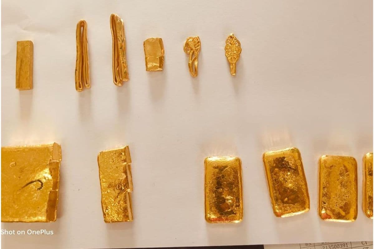 पश्चिम बंगाल : नदिया में बांग्लादेश सीमा पर 1.14 किलोग्राम सोने के साथ सप्लायर गिरफ्तार