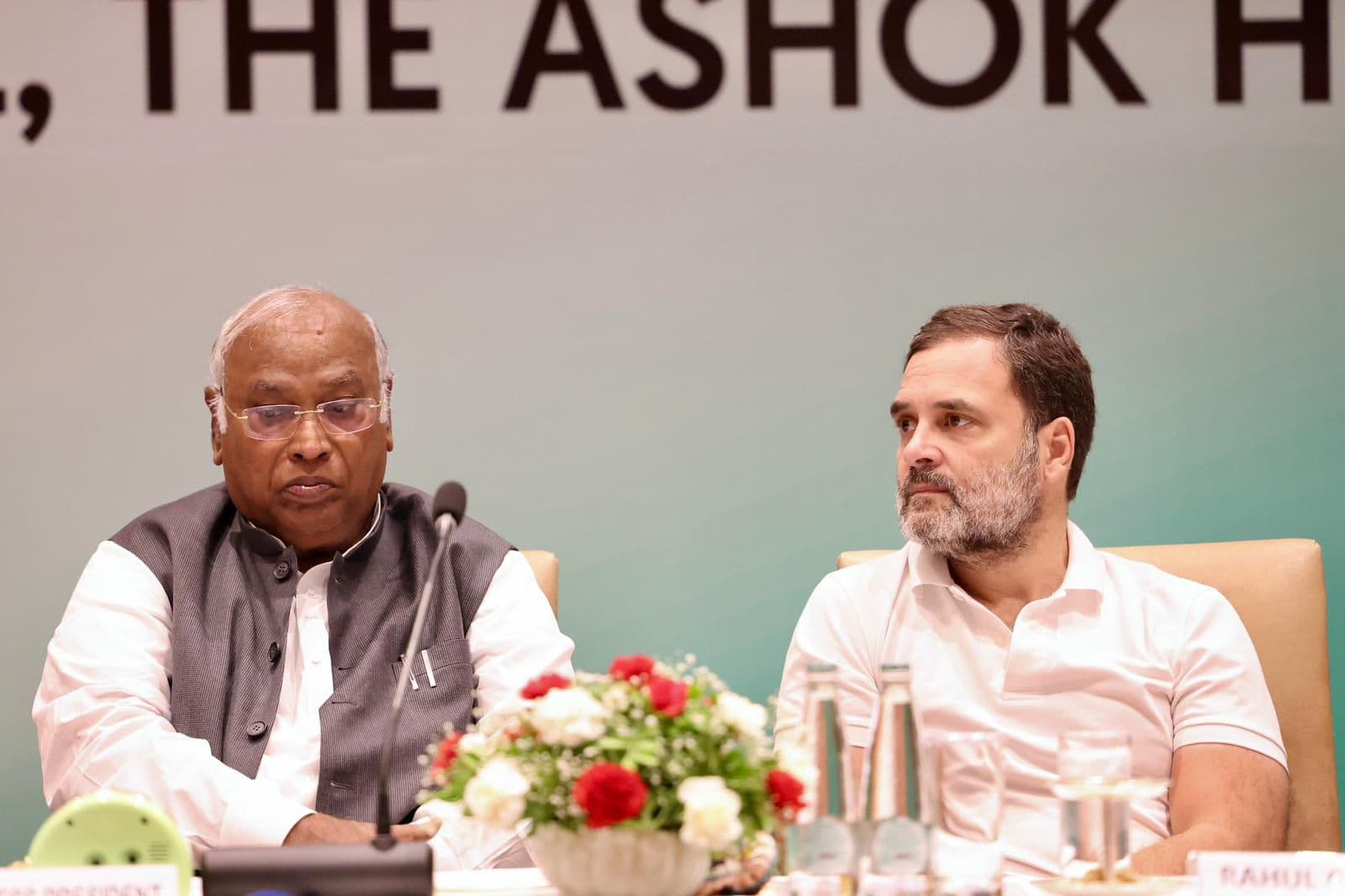Congress: विपक्ष के नेता के तौर पर राहुल गांधी की नियुक्ति और क्षेत्रीय दलों की चिंता Congress: विपक्ष के नेता के तौर पर राहुल गांधी की नियुक्ति और क्षेत्रीय दलों की चिंता