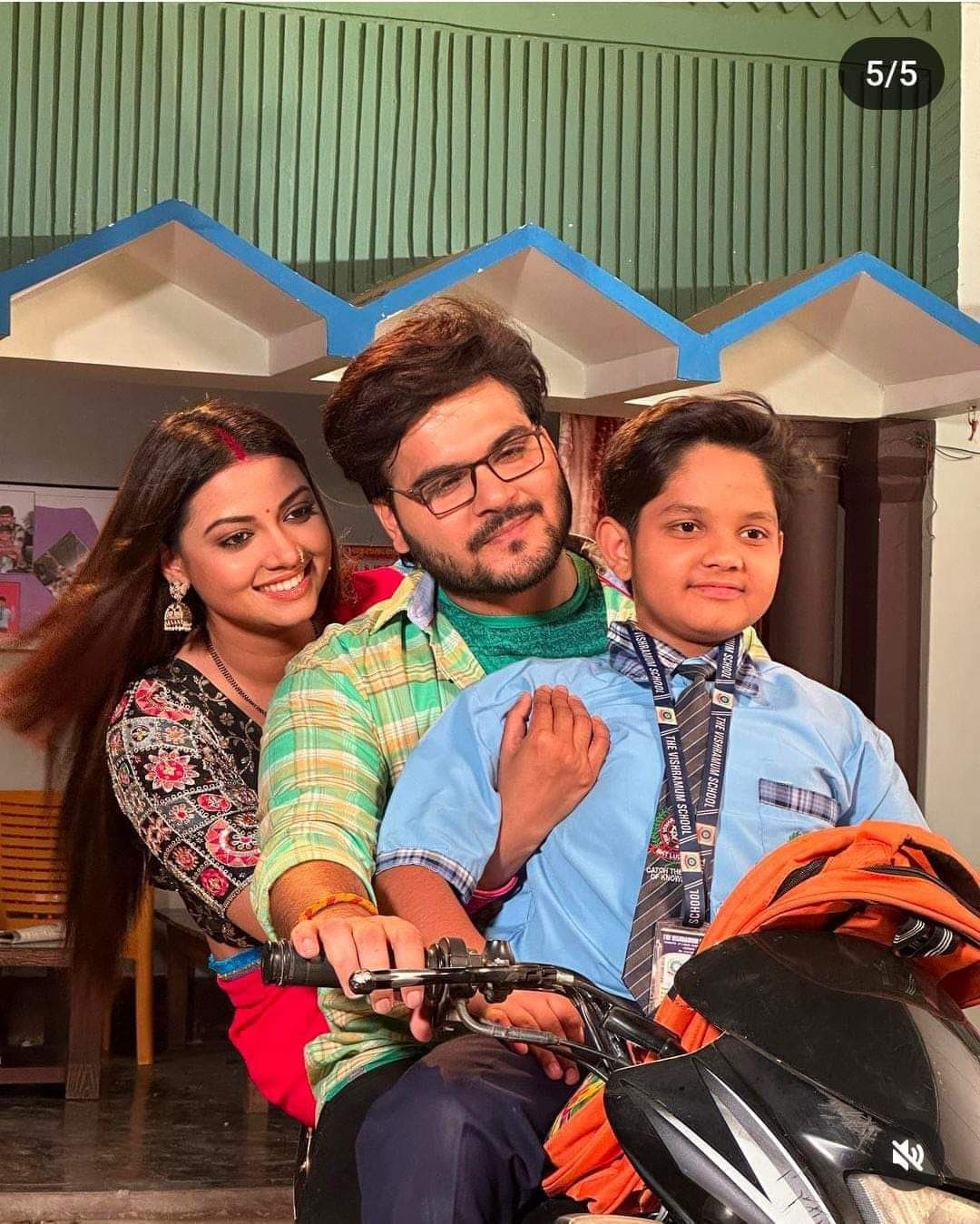 BHOJPURI FILM : 'पापा के प्यार, माई के दुलार' फिल्म में अरविन्द अकेला कल्लू के साथ दिखेंगे आर्यन बाबू