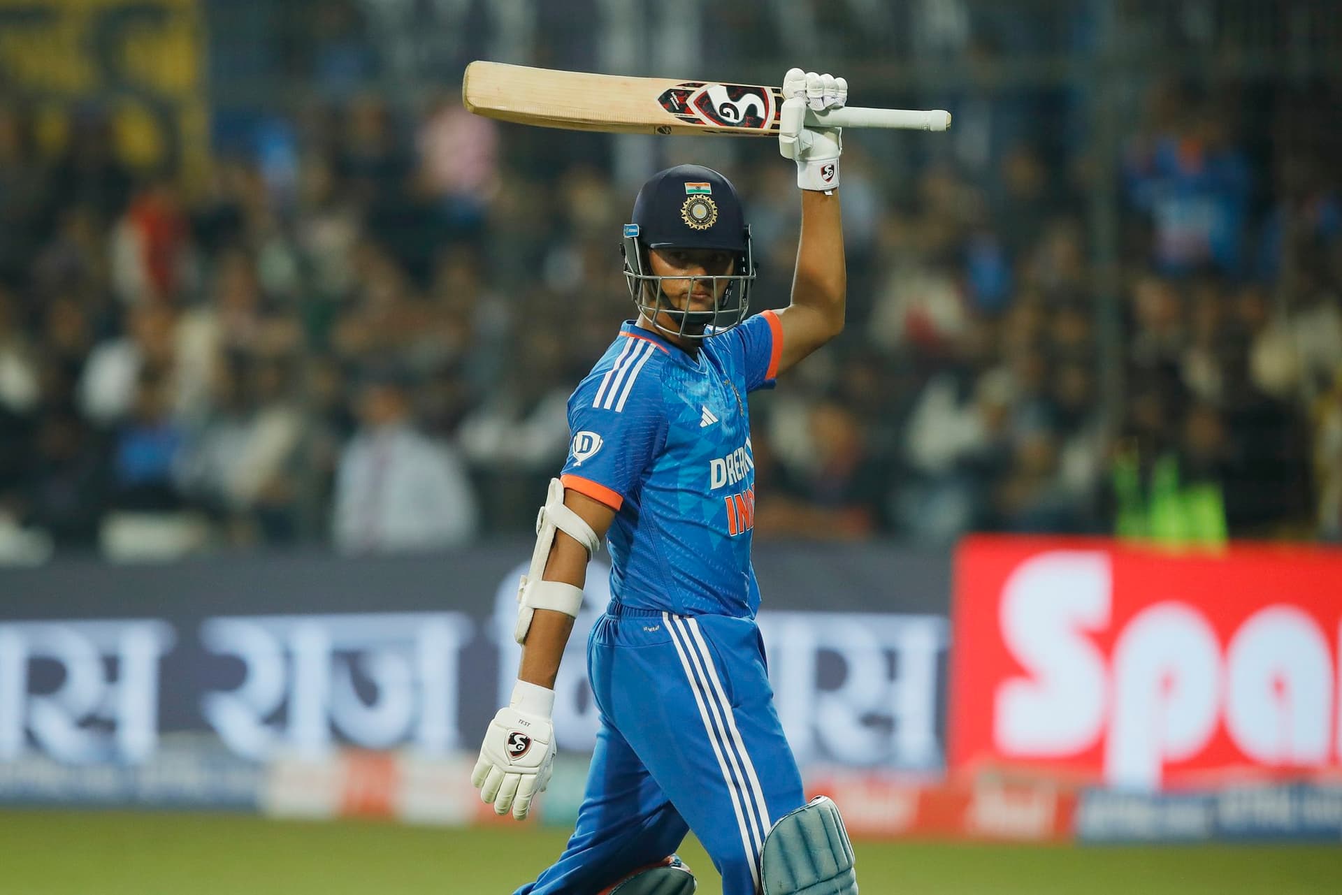 T20 World Cup: विराट की जगह यशस्वी जायसवाल को ओपनिंग करते देखना चाहते हैं माइकल वॉन T20 World Cup: विराट की जगह यशस्वी जायसवाल को ओपनिंग करते देखना चाहते हैं माइकल वॉन