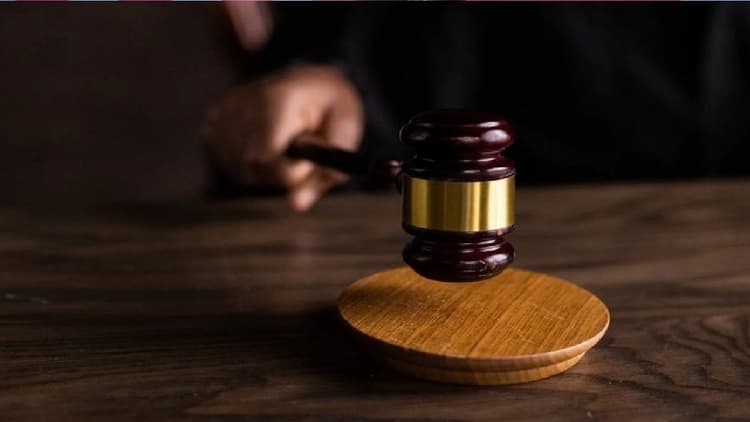 Hinduja : हिंदुजा परिवार की बढ़ी दिक्कत, स्विस कोर्ट ने चार सदस्यों को सुनाई सजा