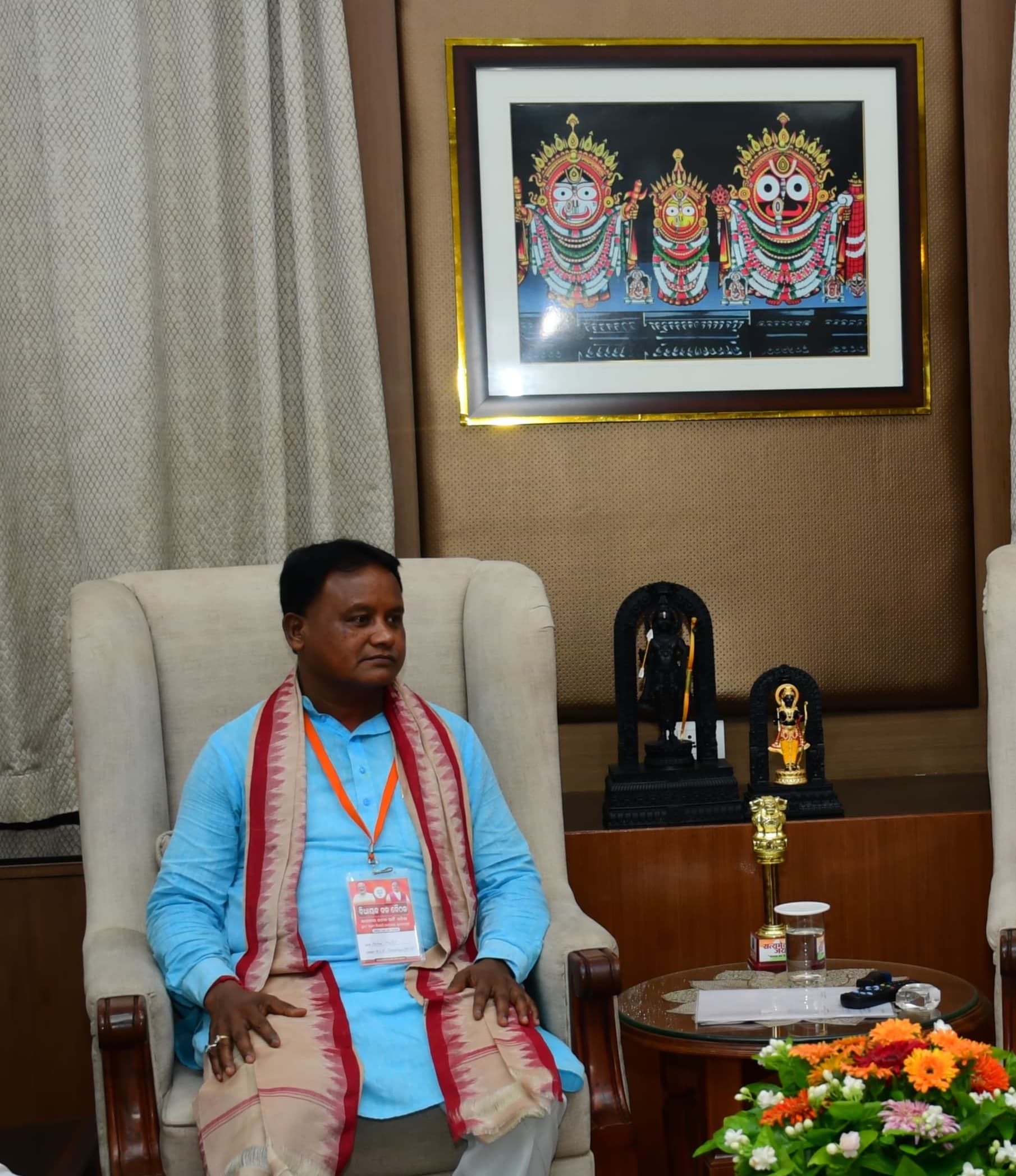 IPS अधिकारी जबरन घुसा शादीशुदा महिला के घर, ओडिशा सीएम मोहन माझी ने की कड़ी कार्रवाई