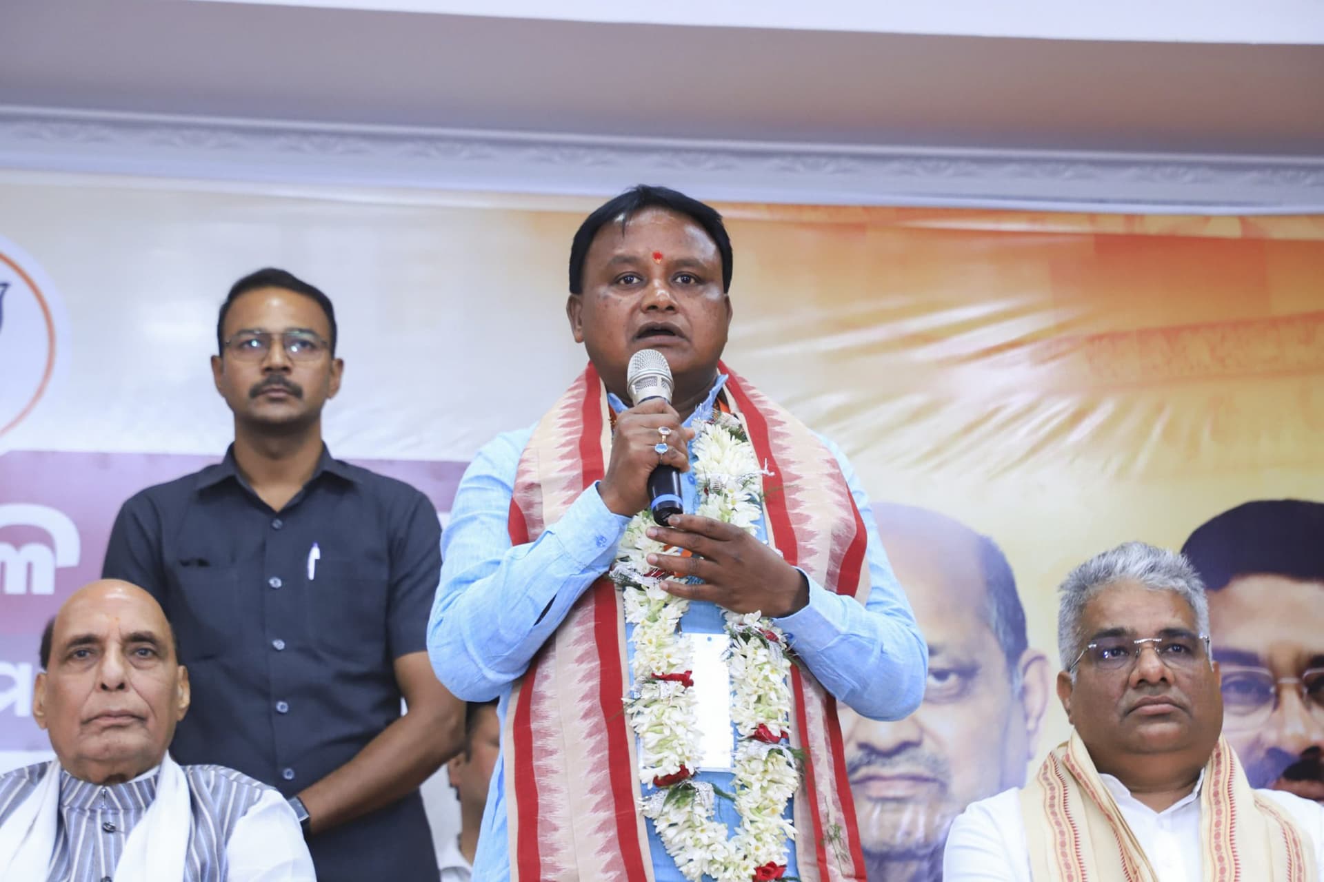 Odisha New Chief Minister: कौन हैं मोहन माझी? सरपंच से ओडिशा के मुख्यमंत्री तक का सफर
