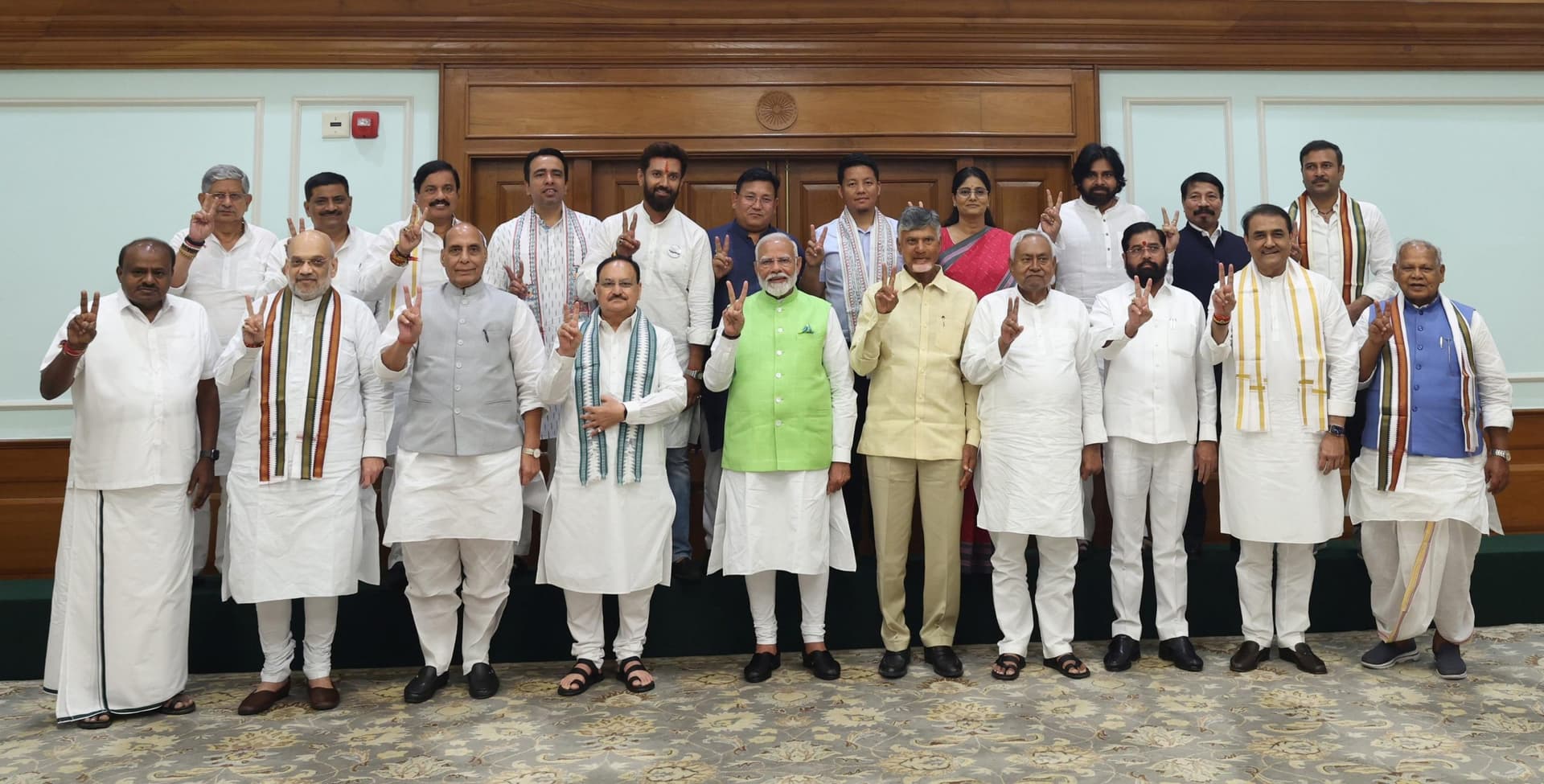 Narendra Modi: पीएम मोदी NDA के नेता चुने गए, बैठक में प्रस्ताव पास