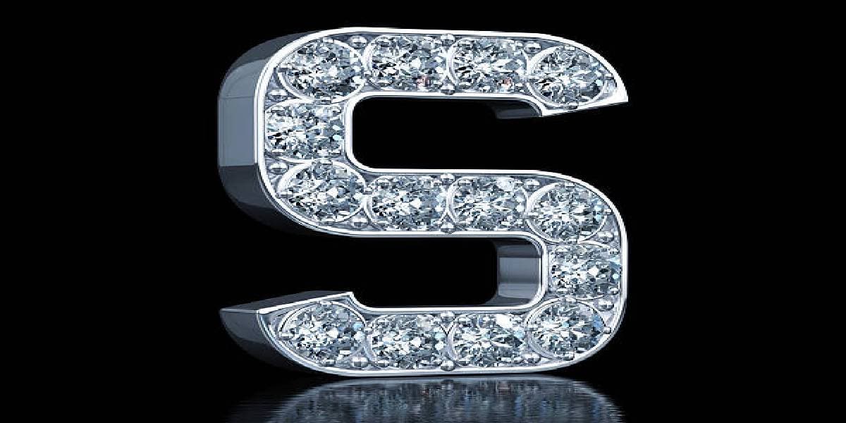 Personality Test: S अक्षर वालों में छुपे होते हैं ये गुण, जानें उनके बारे में रोचक बातें