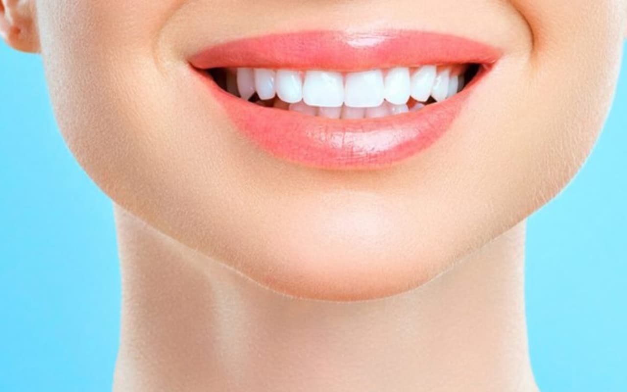 Personality Traits: दांतों के आकार से जानें कैसा है आपका व्यक्तित्व
