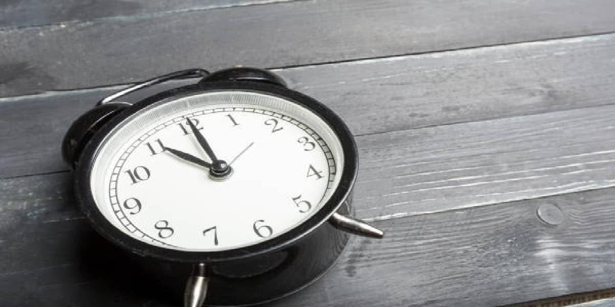 Luck tips: बंद घड़ी से भी चमक सकती है आपकी किस्मत, बस करें ये एक काम