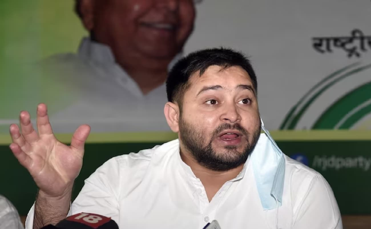 महाकुंभ में हुए भगदड़ पर तेजस्वी यादव का बयान, प्रयागराज की घटना को बताया हृदय विदारक