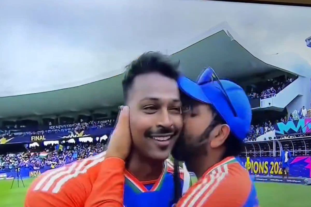 रोहित शर्मा ने हार्दिक पांड्या को चूमा, फूट-फूटकर रोए, भावुक कर देगा वीडियो