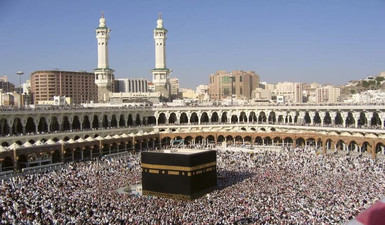 Saudi Arabia Hajj: सऊदी अरब में गर्मी ने बरपाया कहर, हज करने गए 500 से अधिक लोगों की मौत की खबर