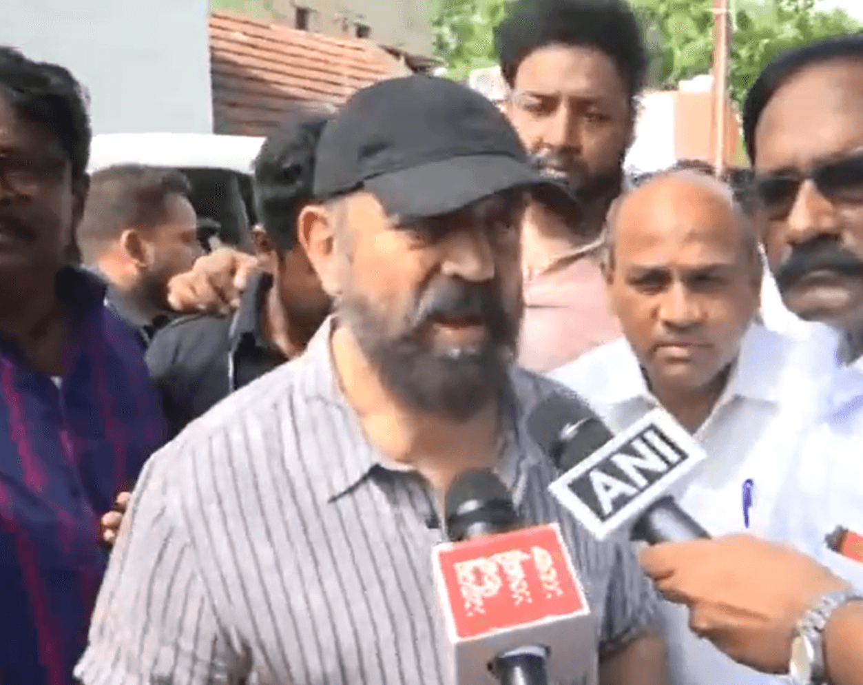 Kallakuruchi Hooch Tragedy: शराब पीड़ितों से मिले कमल हासन, मौतों पर जताई चिंता, सरकार से की यह अपील