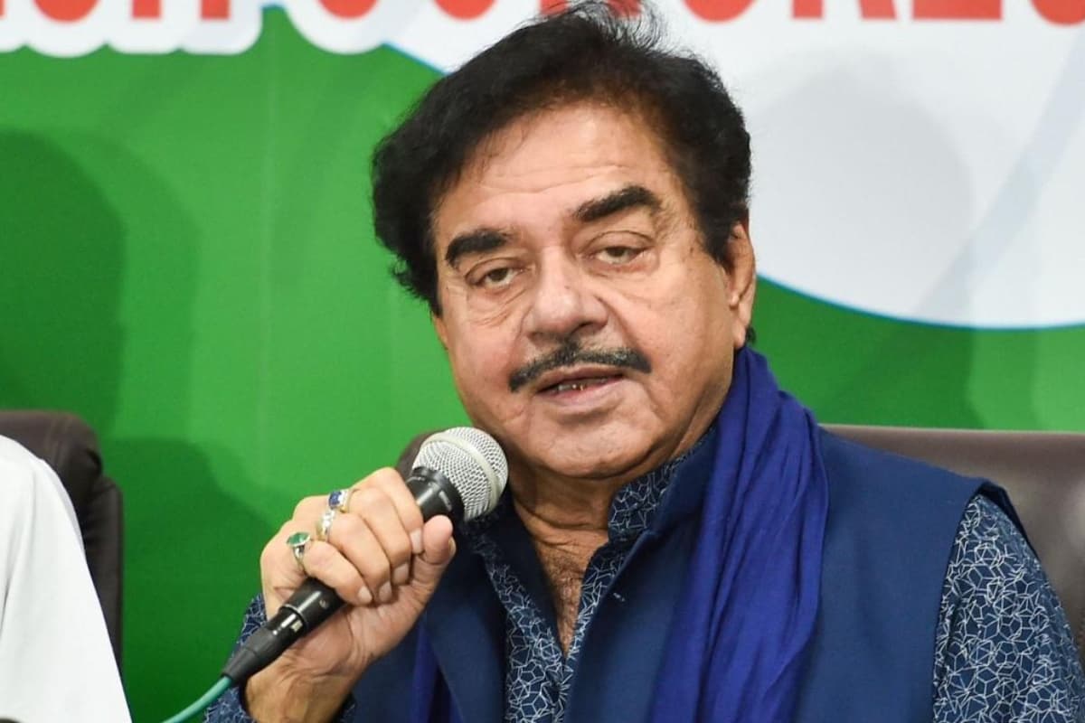Shatrughan Sinha Asansol Seat Result 2024: शत्रुघ्न सिन्हा ने बीजेपी को कर दिया 'खामोश', आसनसोल सीट पर धमाकेदार जीत