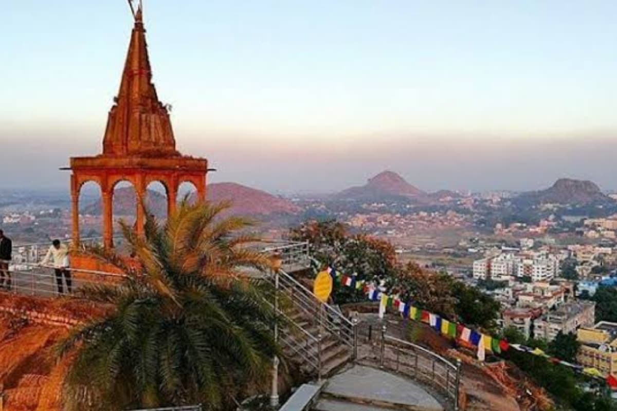 Jharkhand Tourism: 300 फीट ऊंची चोटी से कुछ यूं नजर आती है रांची की खूबसूरती, कहते हैं इसे लवर प्वाइंट
