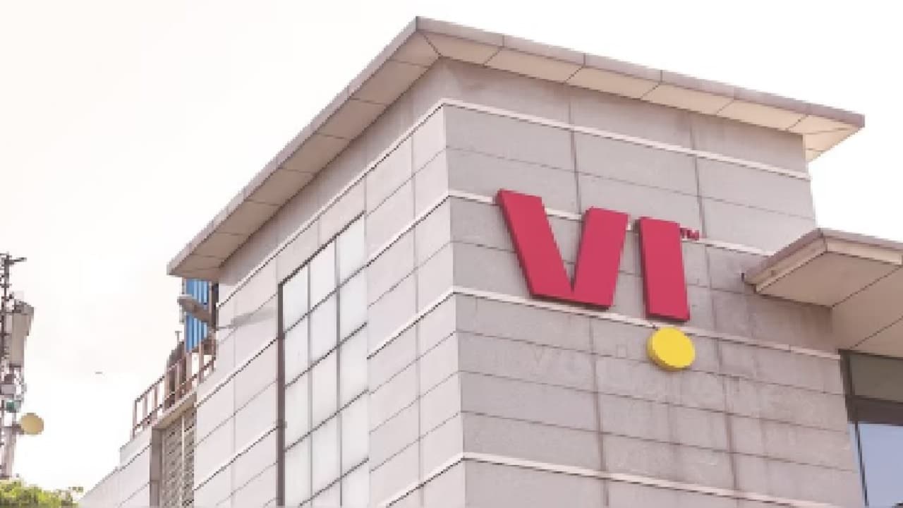 बकाया चुकाने के लिए नोकिया और एरिक्सन को शेयर देगी वोडाफोन