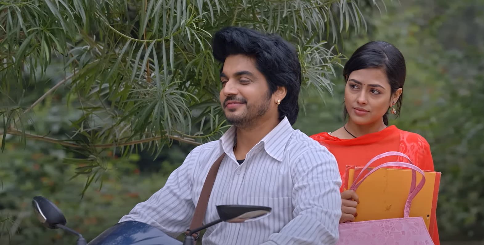 Bhojpuri Film : सास-बहू के रिश्ते पर बनी फिल्म ‘एक बहू ऐसी भी’ का ट्रेलर हुआ जारी