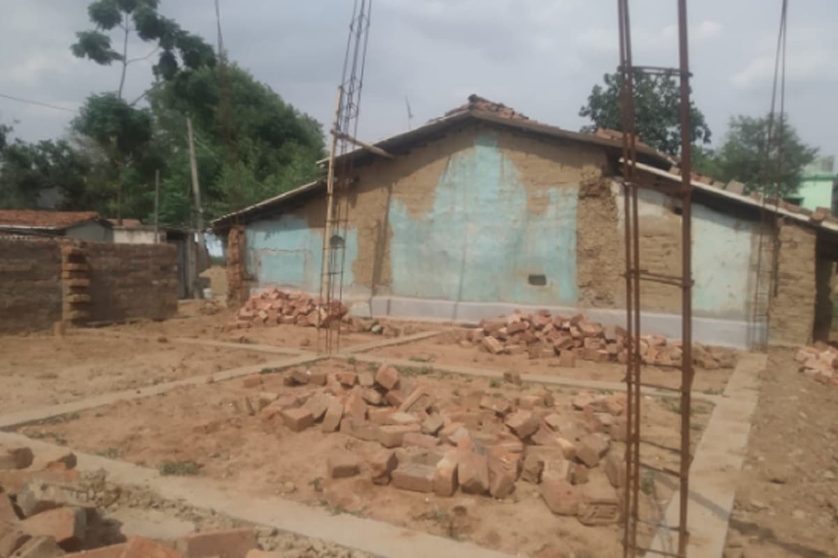 झारखंड में आकार लेने लगे अबुआ आवास, 20 लाख लोगों को दिया जाना है लाभ