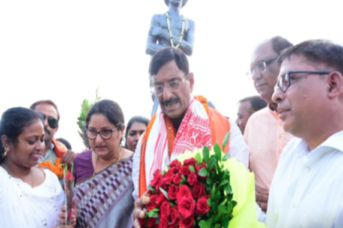 अन्नपूर्णा देवी के इंतजार में घंटों एयरपोर्ट पर रुके सांसद संजय सेठ, पदभार ग्रहण करने के बाद पहली बार रांची पहुंचे हैं दोनों