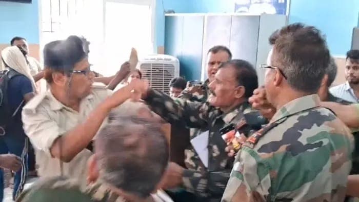 प्राइवेट सुरक्षाकर्मियों ने पुलिसकर्मी को पीटा, मौके पर पहुंचे एएसपी…