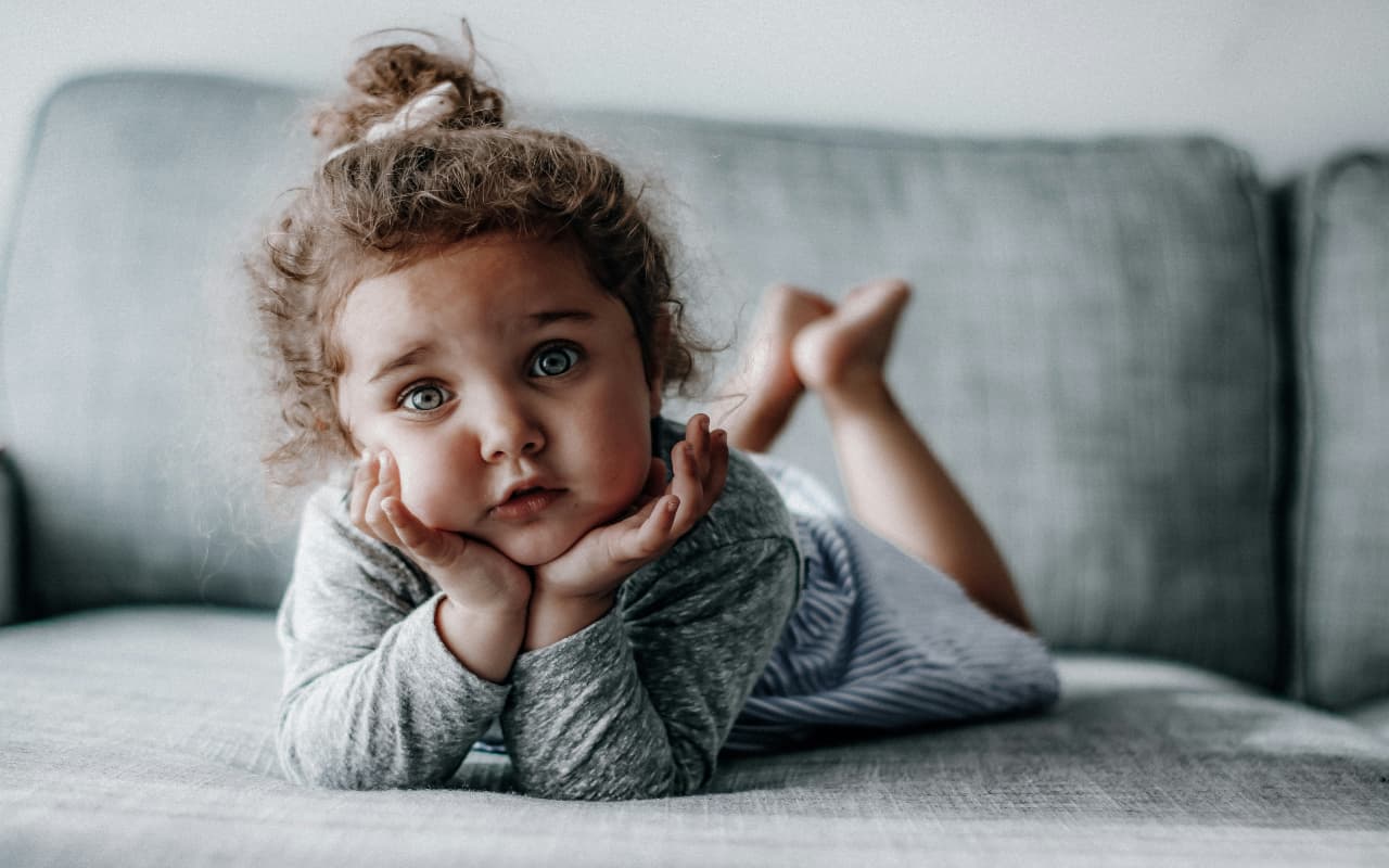 Baby Names: आपकी नन्ही से जान के लिए ये हैं 'R' अक्षर से शुरू होने वाले कुछ नाम, देखें पूरी लिस्ट