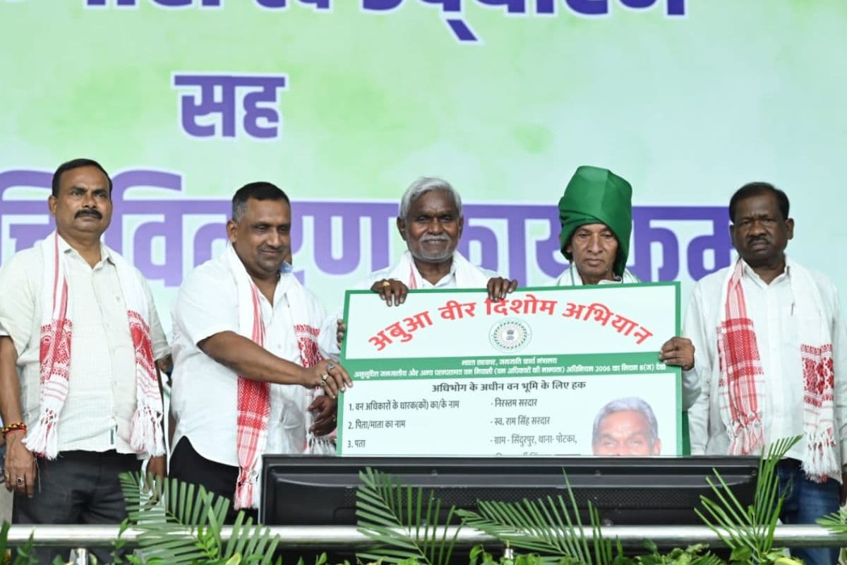 झारखंड: सीएम चंपाई सोरेन ने की घोषणा, 25-49 साल की महिलाओं को विशेष सौगात व 40 हजार युवाओं को मिलेगी सरकारी नौकरी