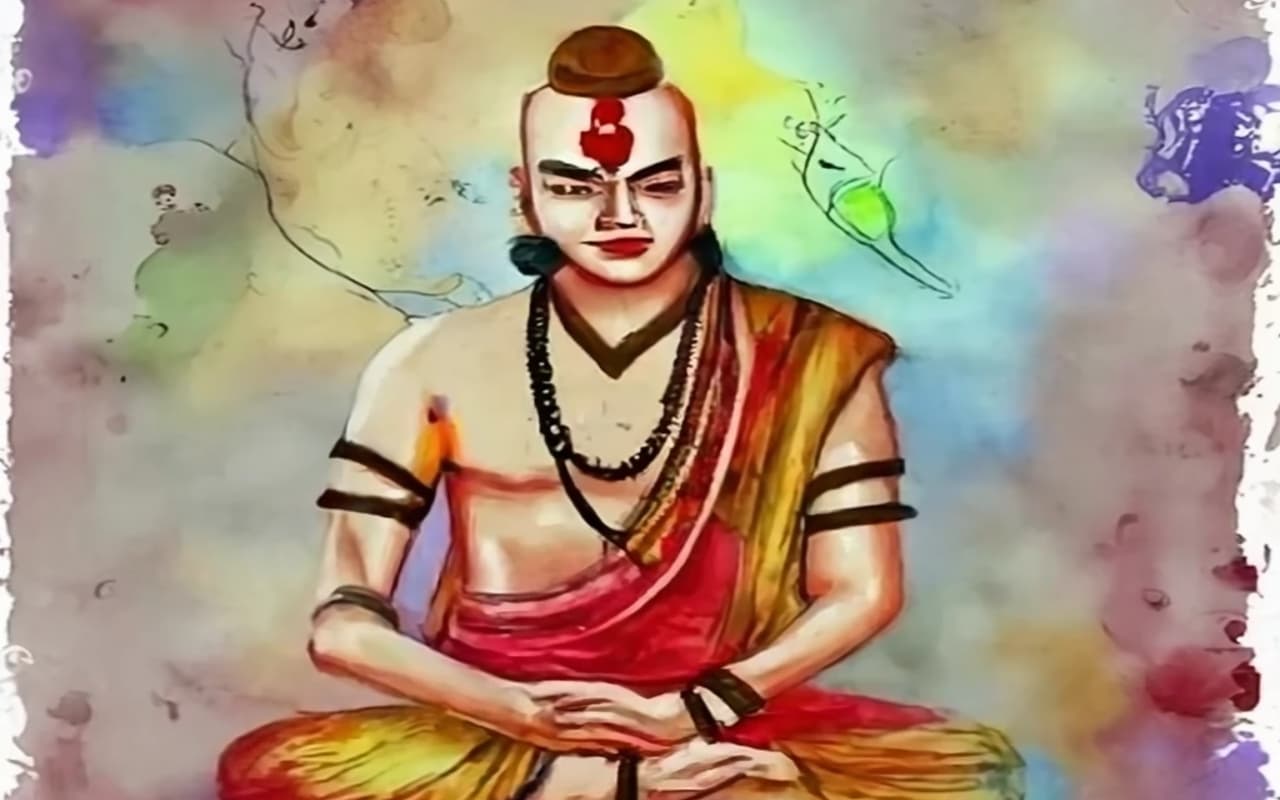 बनना चाहते हैं अमीर? आज ही अपनाएं चाणक्य नीति में बताई गयी ये आदतें