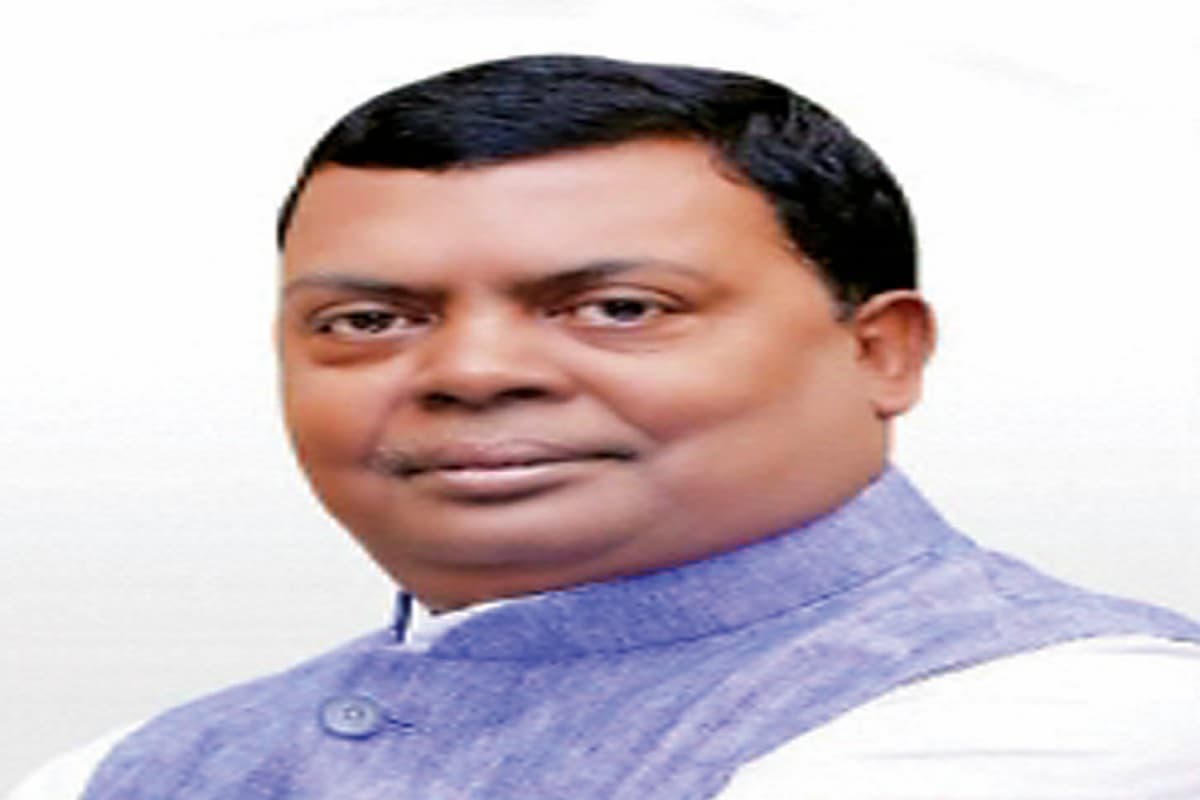 आजसू सांसद चंद्रप्रकाश चौधरी नाराज, बोले- केंद्रीय कैबिनेट में हिस्सेदारी नहीं मिलना दुर्भाग्यपूर्ण
