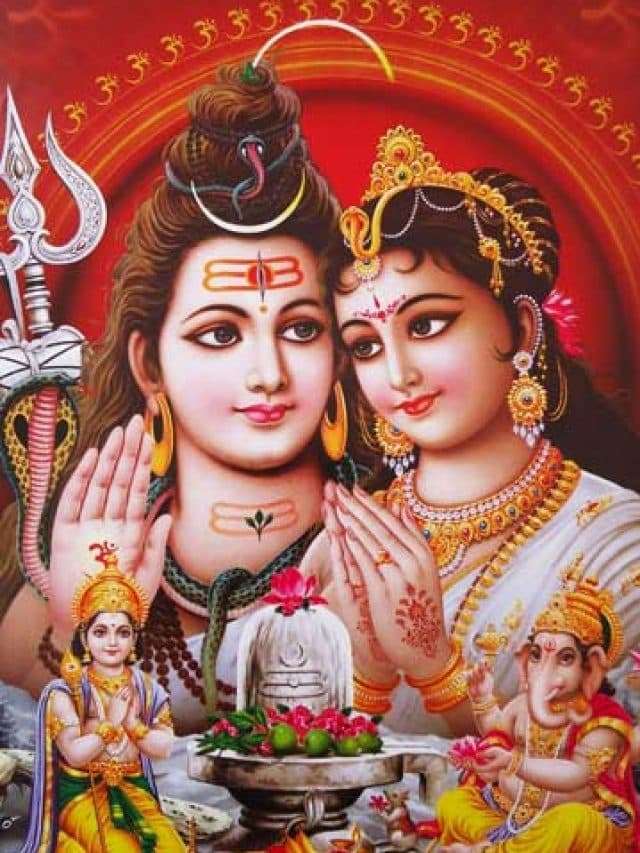 सोमवार के दिन शिव जी को क्या-क्या चढ़ाना चाहिए?