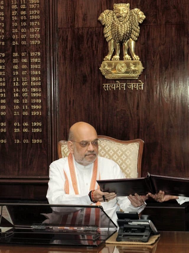 नरेंद्र मोदी के इन मंत्रियों ने संभाला कार्यभार