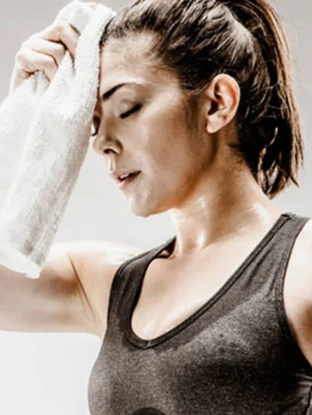 Sweat Control: गर्मियों में आता है काफी ज्यादा पसीना, ऐसे करें कंट्रोल