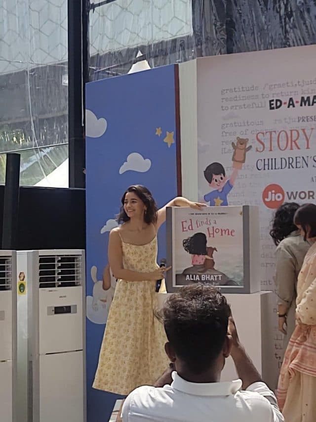 VIDEO: एक्टिंग के बाद आलिया भट्ट ने ‘स्टोरीटेलिंग’ की दुनिया में रखा कदम, बच्चों के लिए लिखी ये बुक