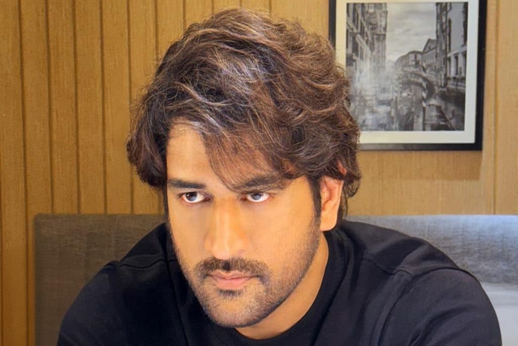 Dhoni hair cut