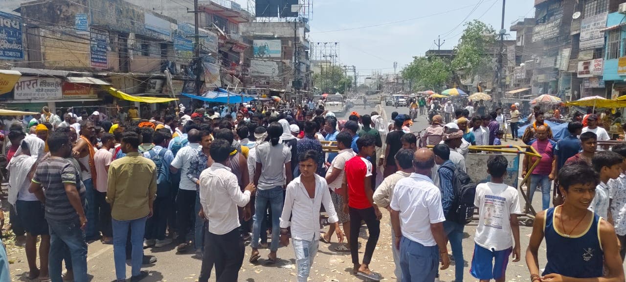 Bihar: पटना के दीघा में पूर्व मुखिया के बेटे पर फायरिंग, अस्पताल में एडमिट, हालत गंभीर