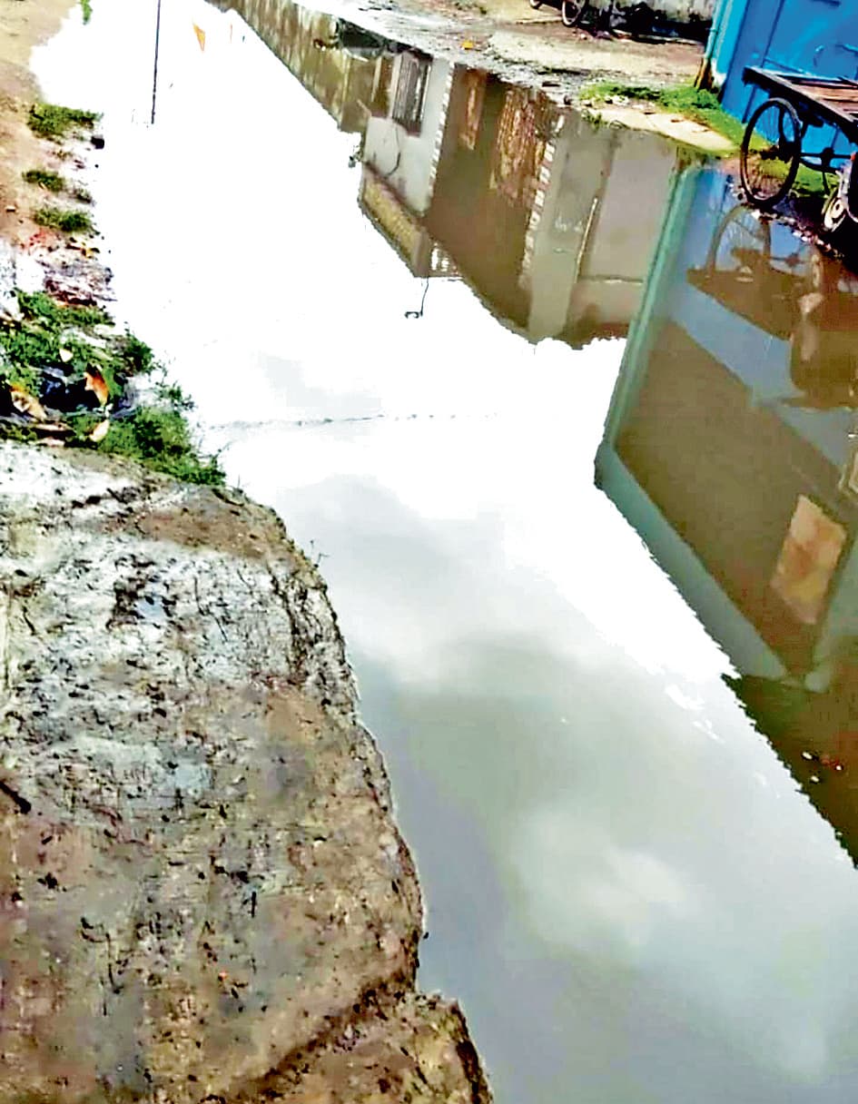 पानागढ़, दुर्गापुर व पुरुलिया में झमाझम बारिश से जनजीवन व ट्रेन सेवाएं प्रभावित, फसलों को क्षति