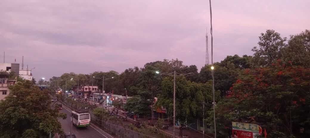 राउरकेला : दिन भर छाये रहे बादल, शाम में बारिश से मौसम हुआ सुहाना