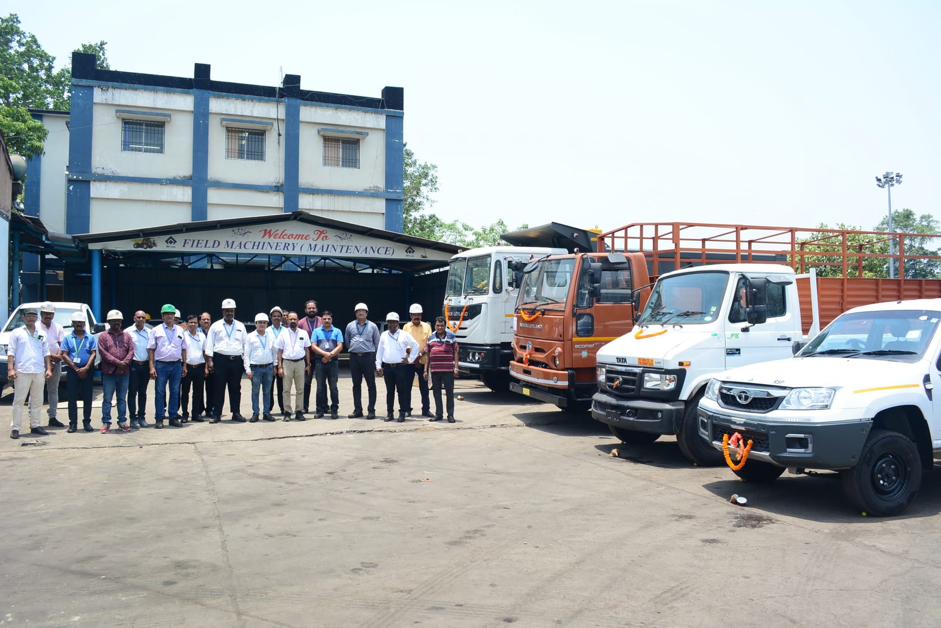 आरएसपी : विभागों को टायर माउंटेड डोजर, टिपर व ट्रक समेत एक दर्जन नये वाहन मिले