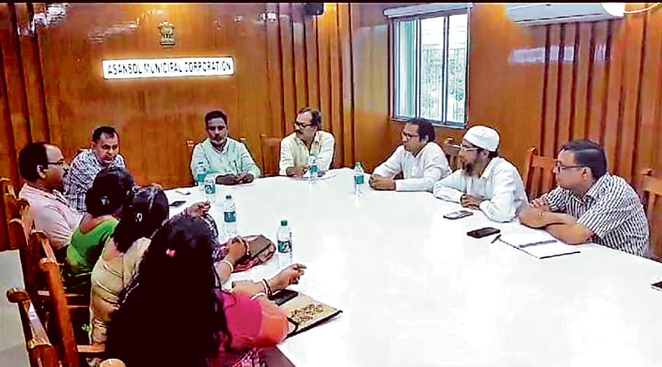 नदी में कचरा डालने वालों की खैर नहीं, लगाया जायेगा जुर्माना