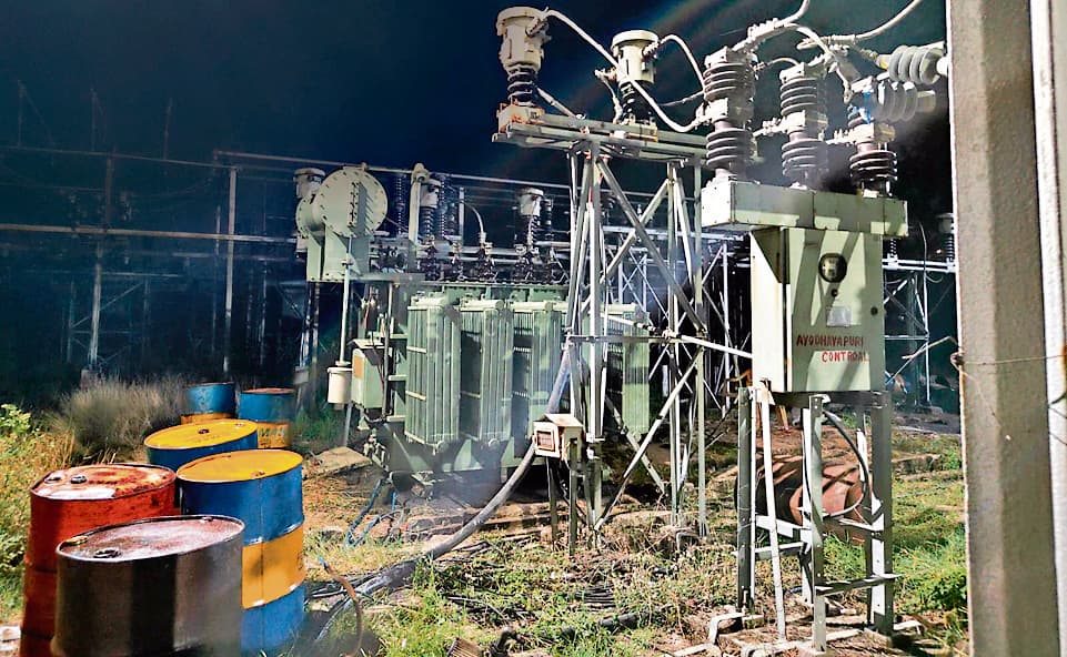 कोकर ग्रामीण सबस्टेशन में पांच एमवीए का ट्रांसफाॅर्मर लगा, आज से सामान्य होगी बिजली आपूर्ति
